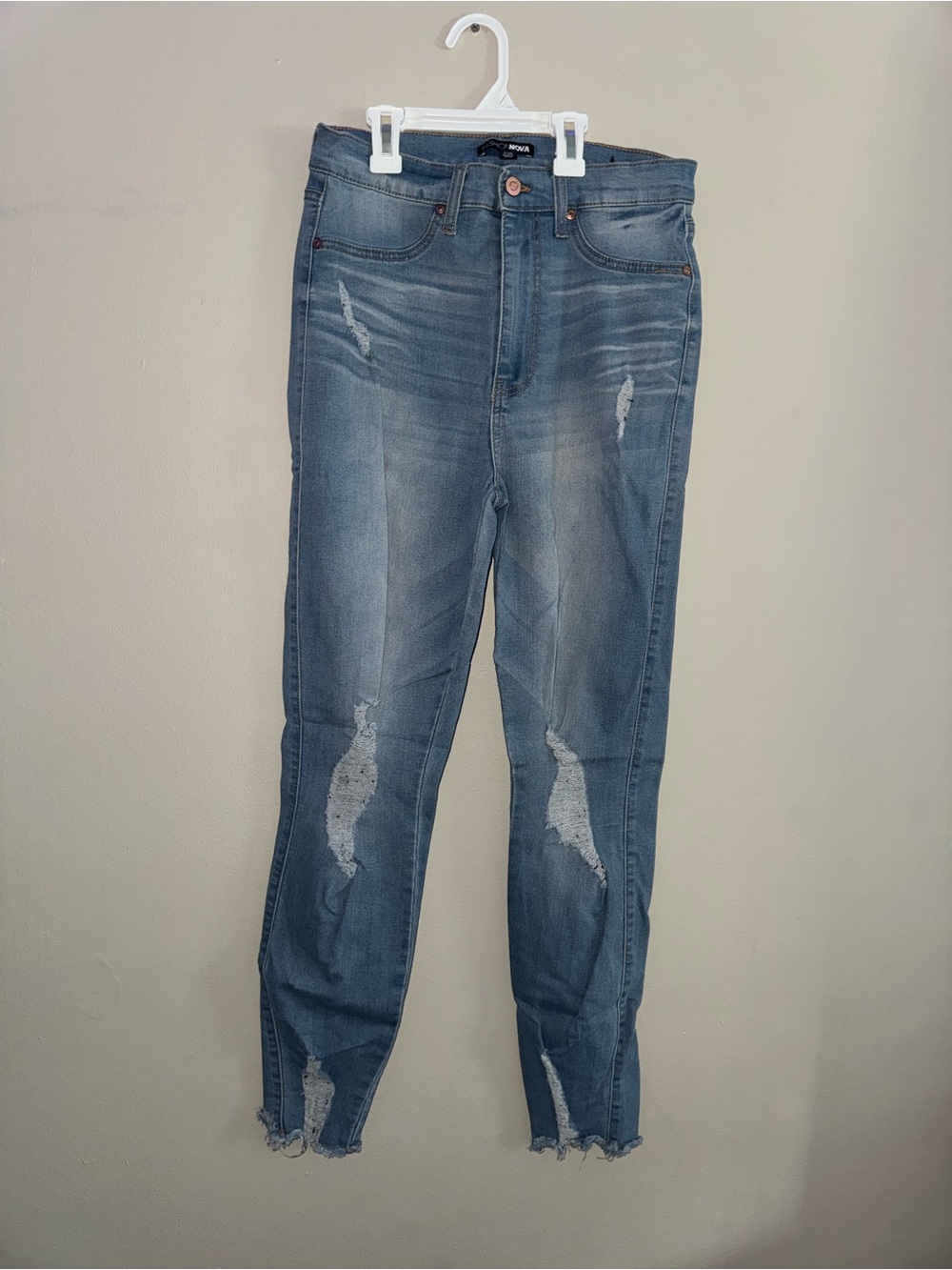 Fashion Nova High-Rise Distressed Jeans - Faded Blue